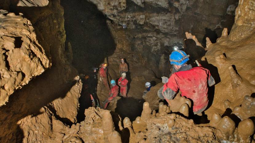 Επίσκεψη στο σπήλαιο Duhlata στην Βουλγαρία