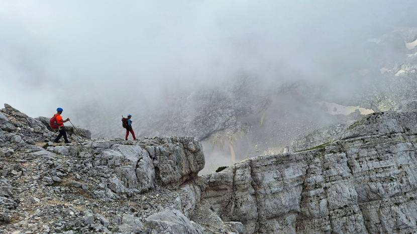 Στην κορυφή Cmir (2461m) της Σλοβενίας